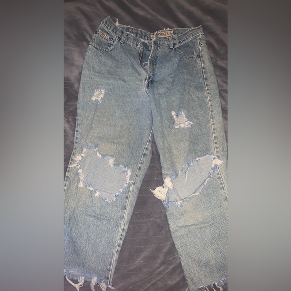 Distressed ripped vintage jeans - Picture 1 of 4